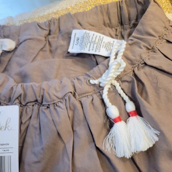 NWT  PEEK Aren't you curious? GORGEOUS Girls skirt size 6-7 - Picture 4 of 8
